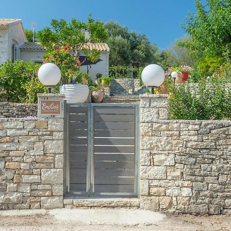 Emilios Stone House Villa ไกออส ภายนอก รูปภาพ
