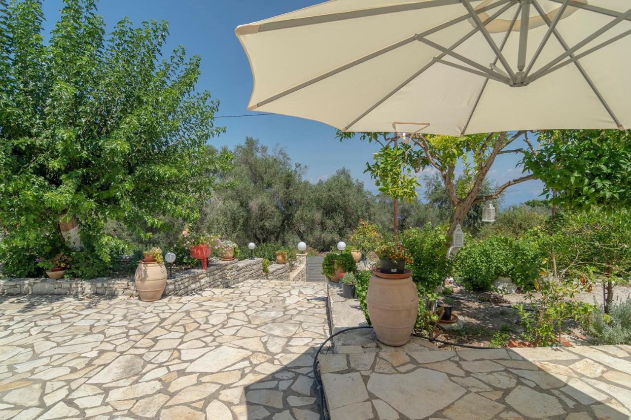 Emilios Stone House Villa ไกออส ภายนอก รูปภาพ