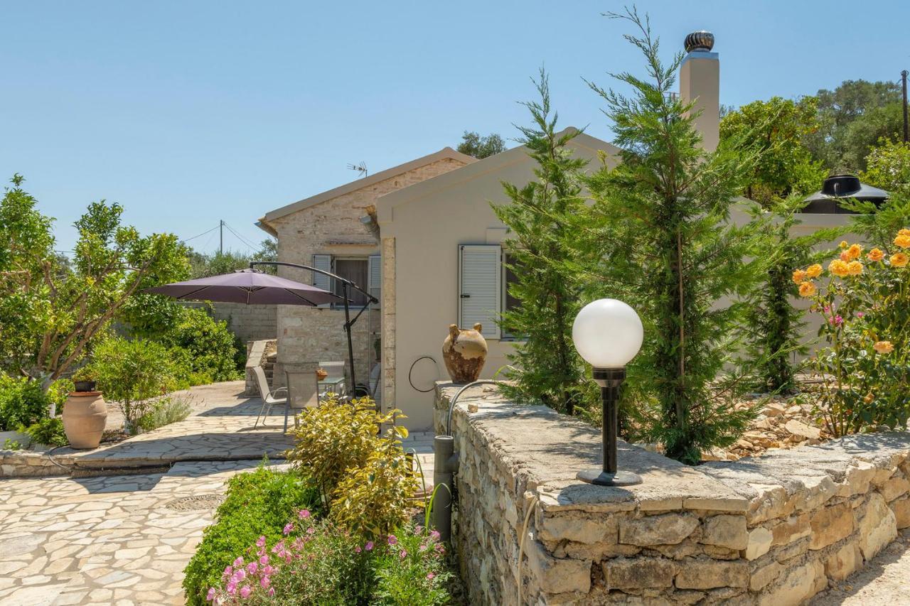 Emilios Stone House Villa ไกออส ภายนอก รูปภาพ
